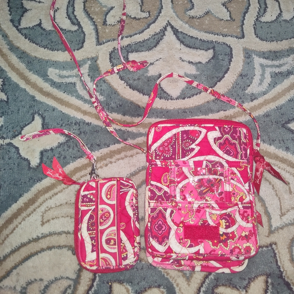RETIRED VERA BRADLEY ROSEY POSEY CROSSBODY BAG AND ZIP CLOSURE WALLET